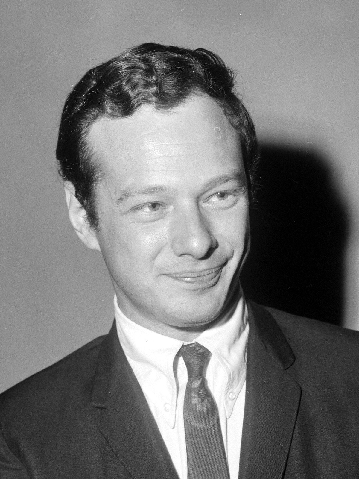 32 года, 59 лет молчания: Брайан Эпстайн