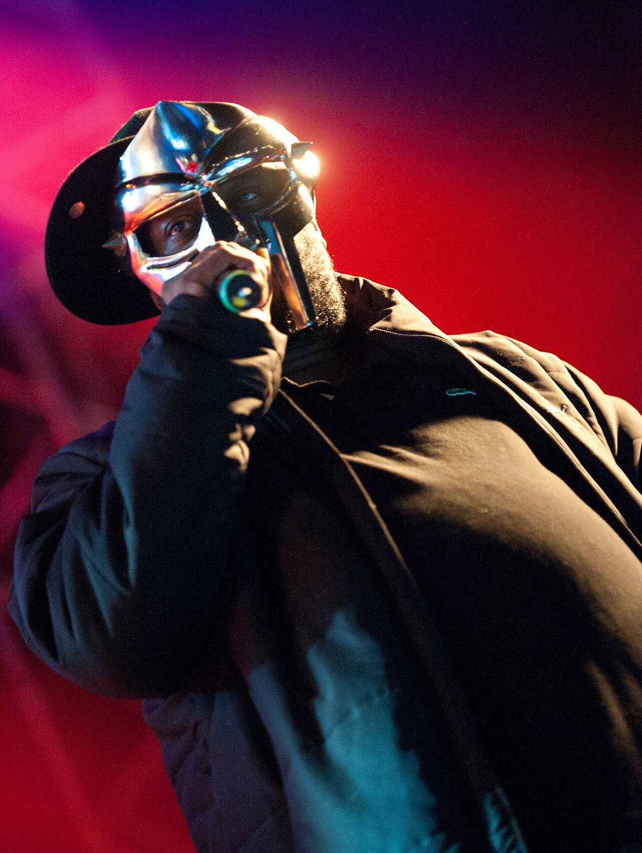 Маска, магия слов и возвращение MF DOOM